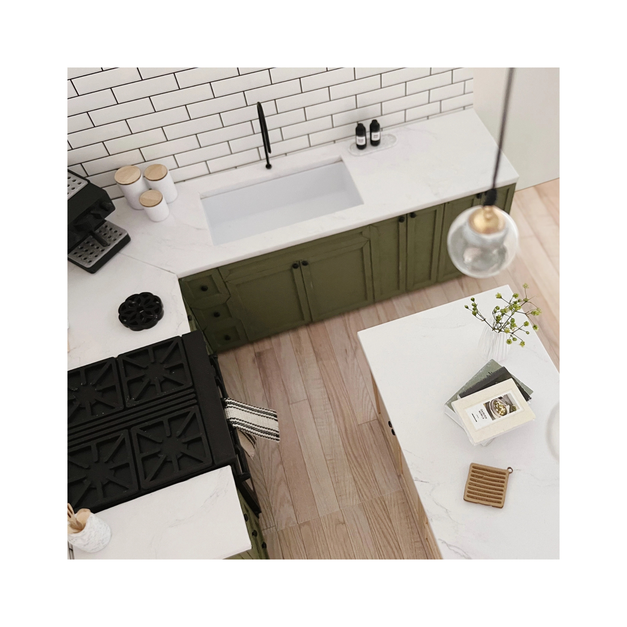Dollhouse Miniature Kitchen Set