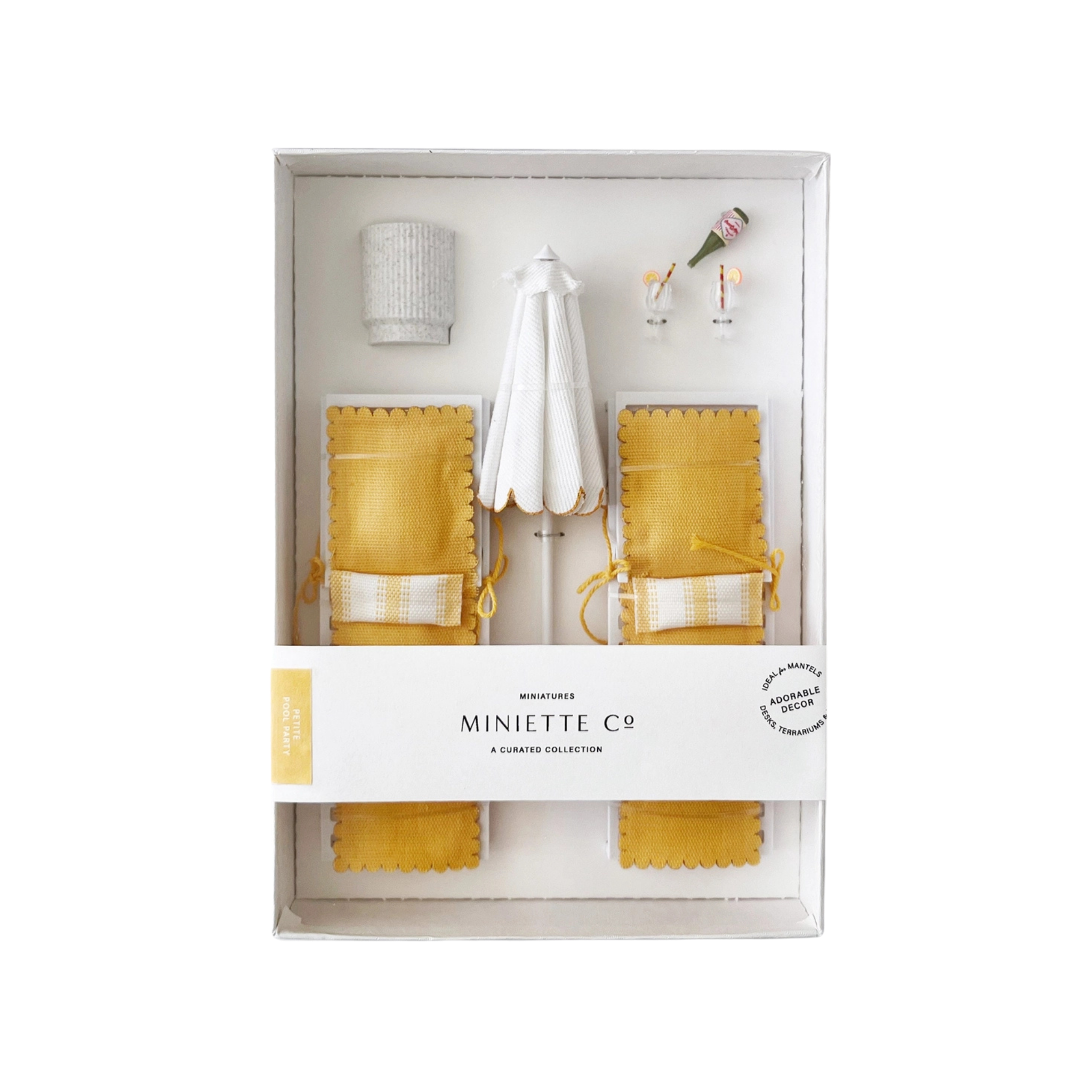 Dollhouse Miniature Patio Set